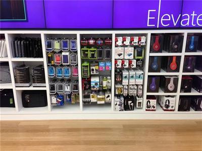 緊鄰蘋果零售店，微軟圣荷西專賣店探秘 軟件巨頭的線下體驗(yàn)革新